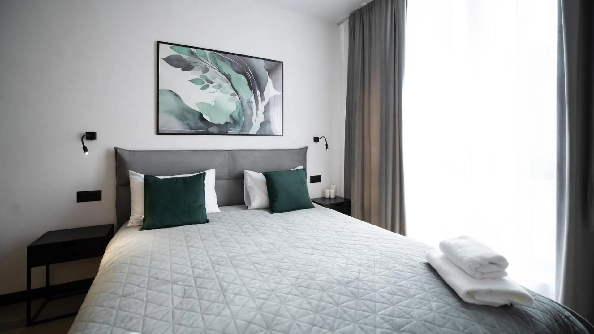 Apartman Апартаменти Myfreedom Поруч Із Метро Контрактова Площа Kijev Ukrajna