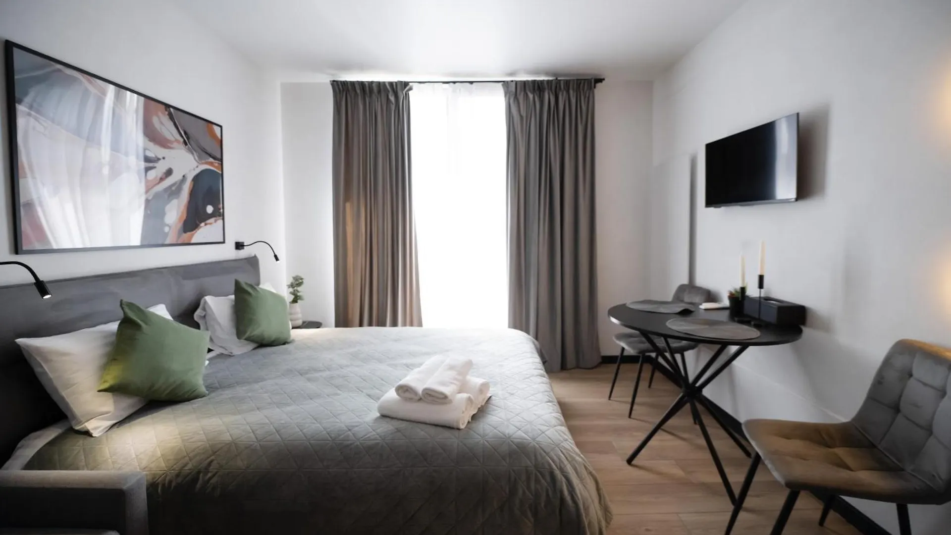 Apartman Апартаменти Myfreedom Поруч Із Метро Контрактова Площа Kijev