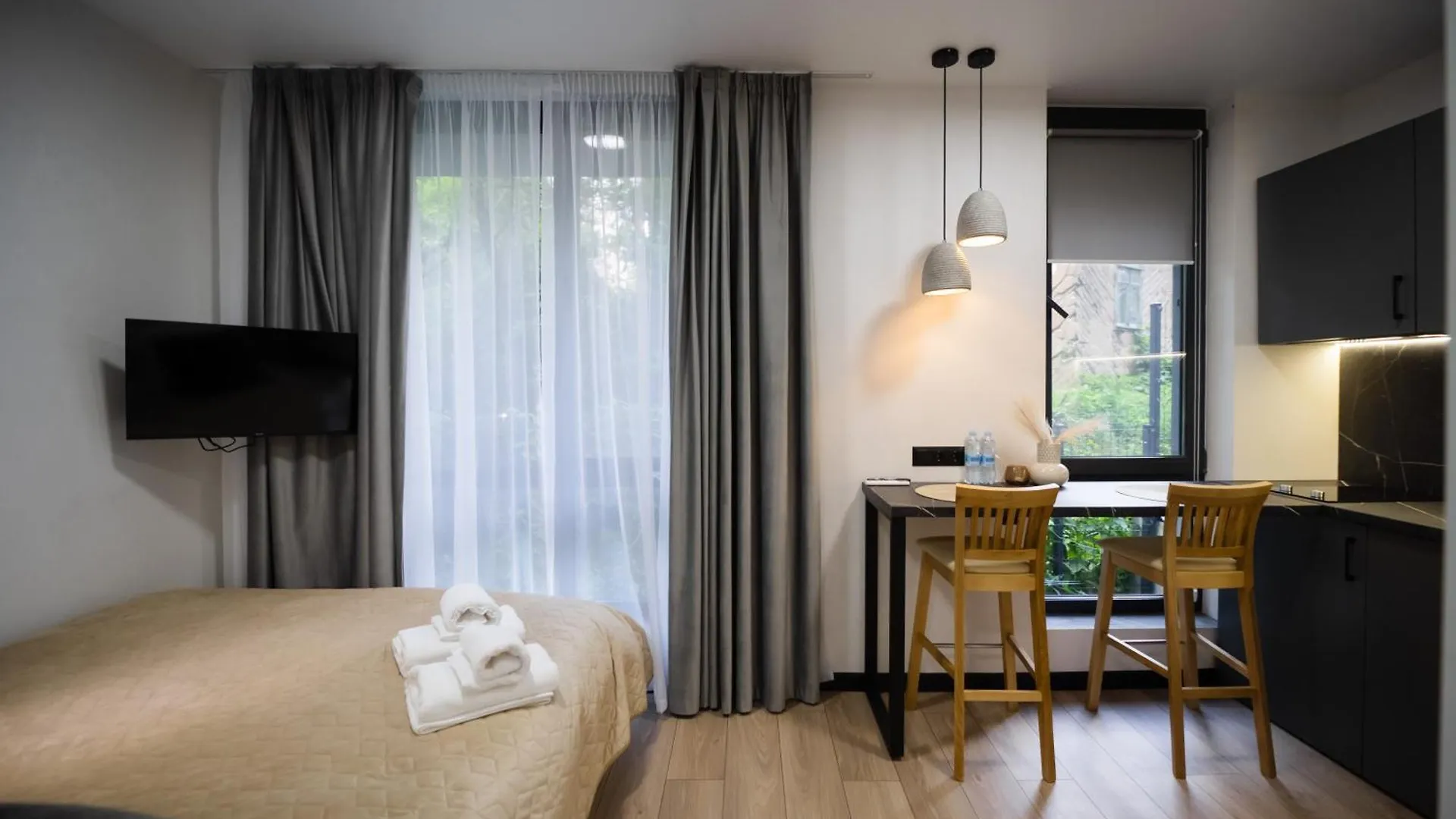 Apartman Апартаменти Myfreedom Поруч Із Метро Контрактова Площа Kijev