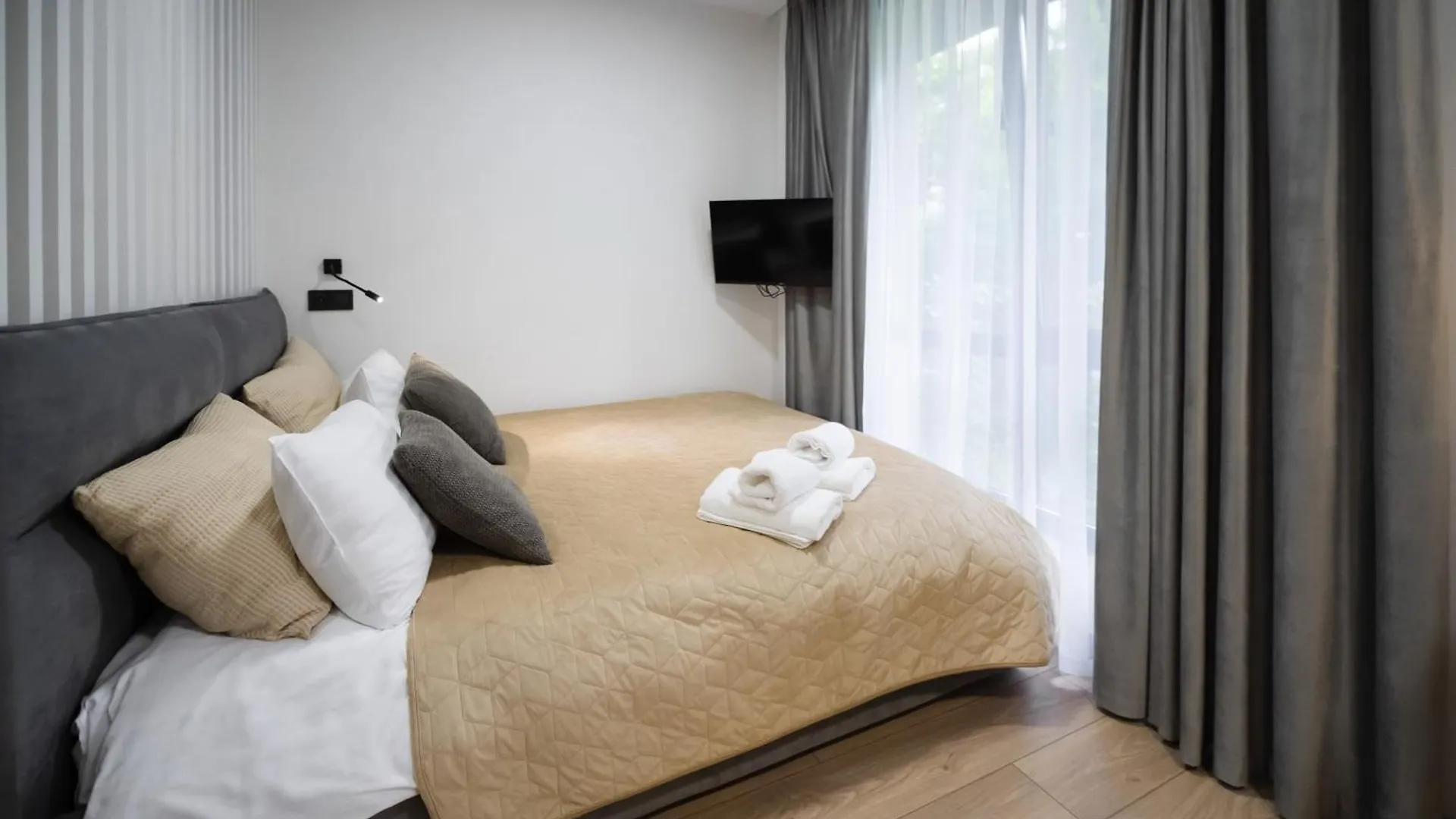 Apartman Апартаменти Myfreedom Поруч Із Метро Контрактова Площа Kijev Ukrajna